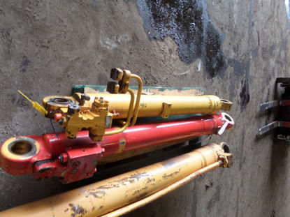 Liebherr 745-original-SAM-0929-JPG